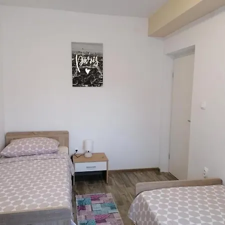 Ljiljana Apartment