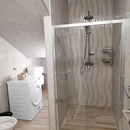 Apartment Ljiljana
